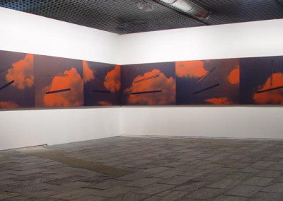 Nube roja, 1992/2001. Fotografías, 120 x 180 cm.